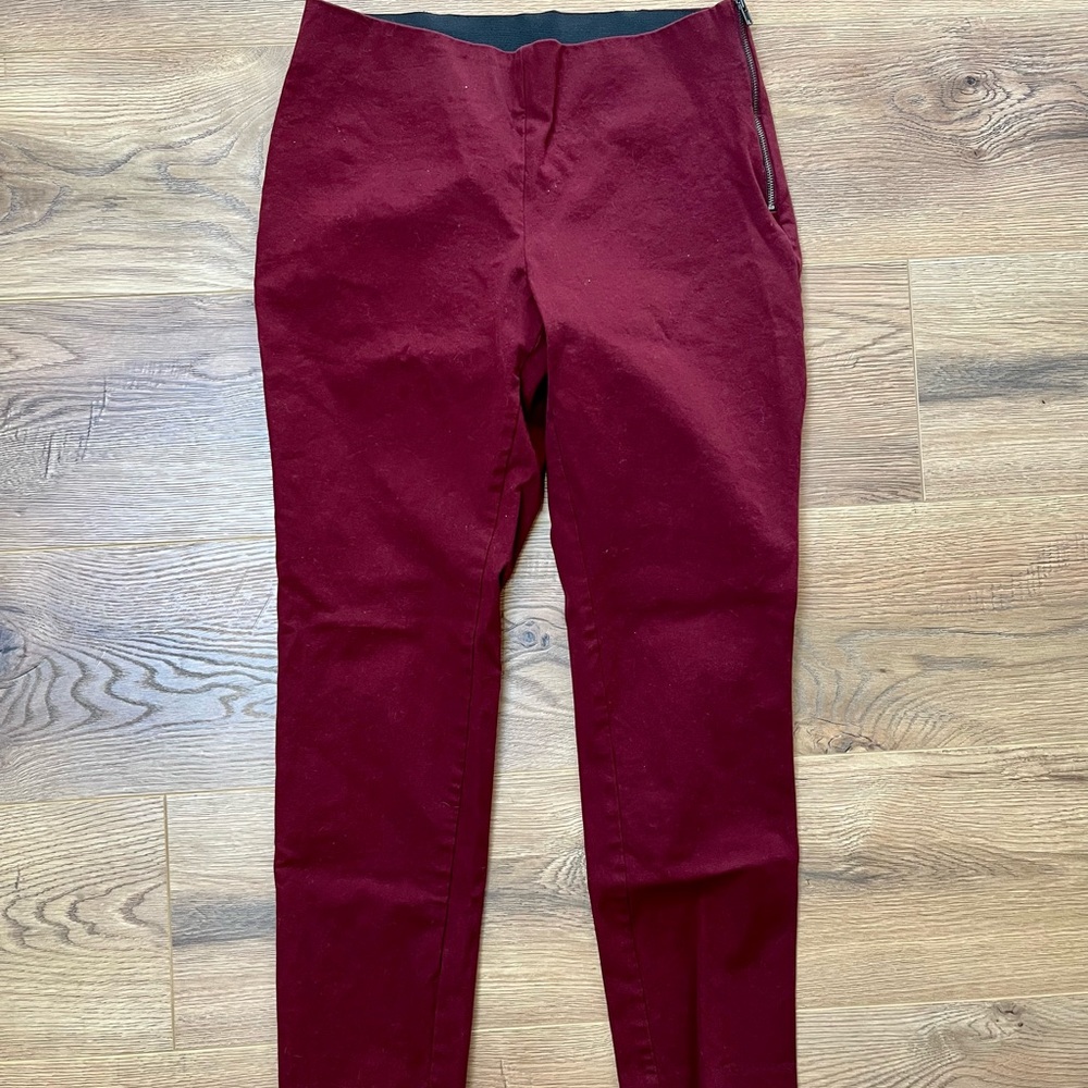 A new day dark red cropped ankle pants - size 6